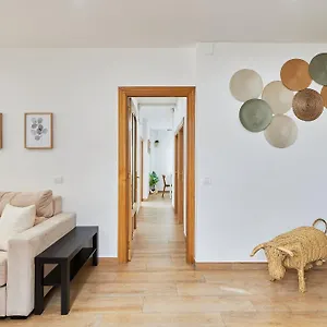 https://nice-apartment-in-malaga-city-center.hotelsinnerja.org